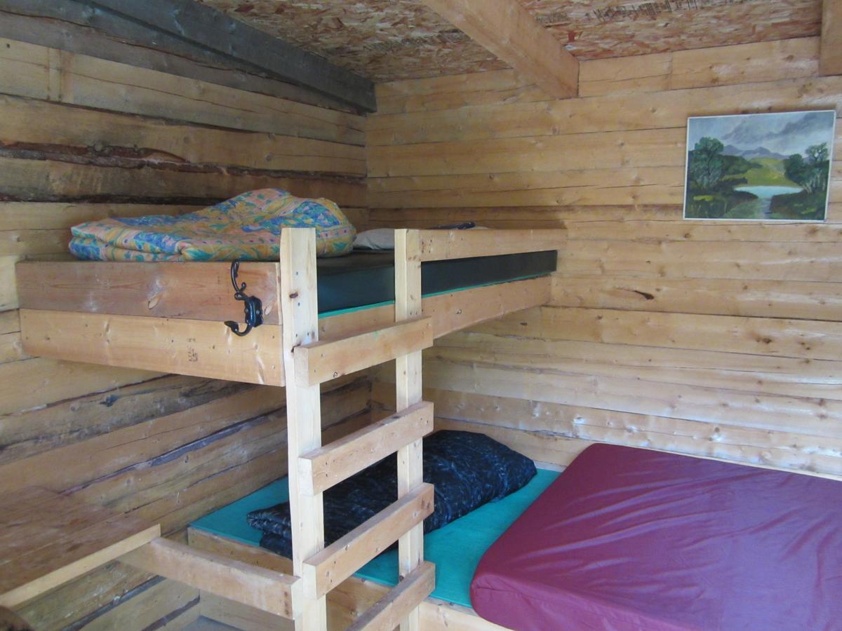 Dawson City River Hostel Exterior photo